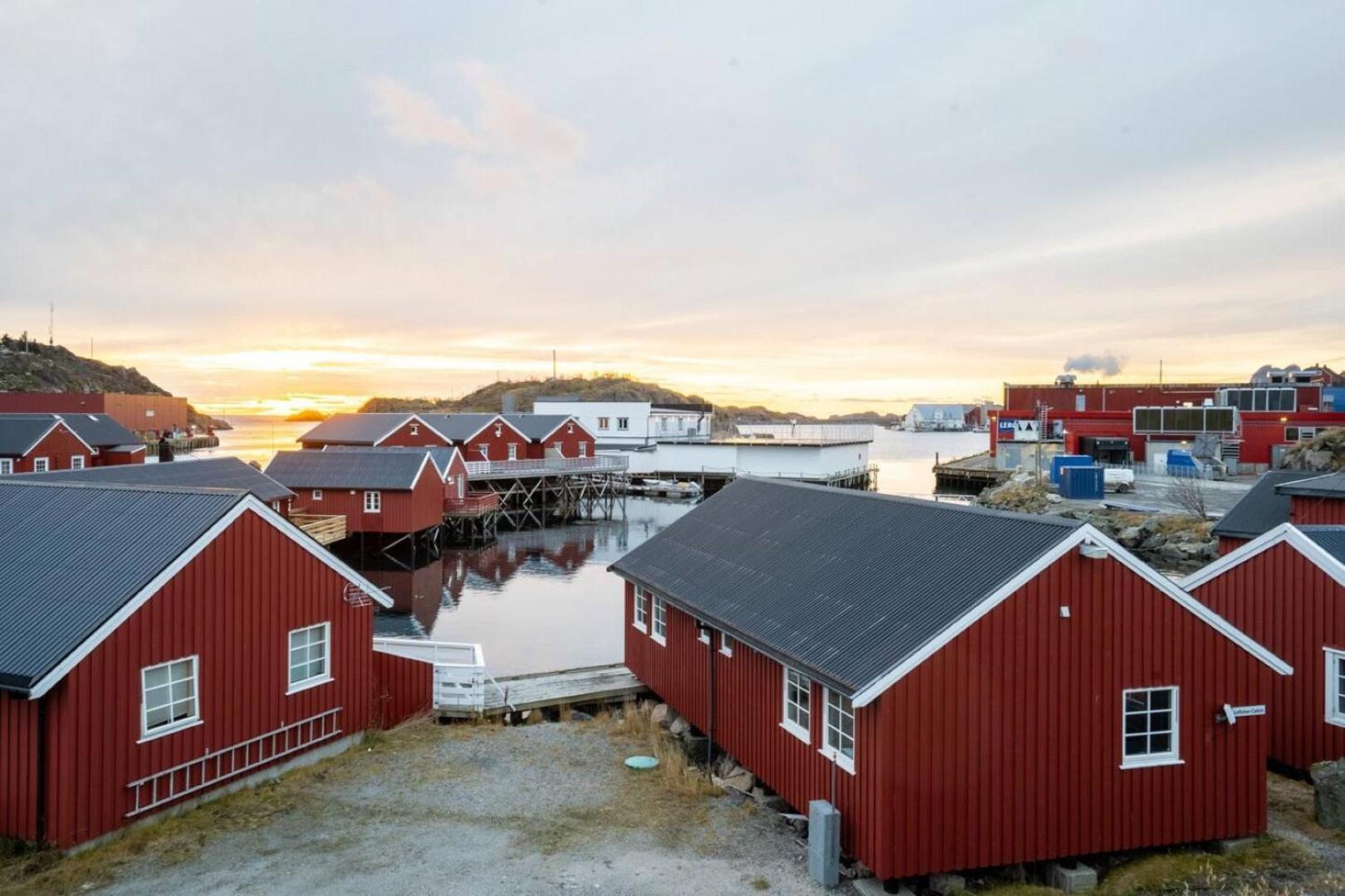 Authentic Lofoten Rorbu Stamsund Exterior photo
